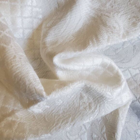 8 NWOT Napkin Formal Linen Jacquard HighSheen White on White Traditional Classic - Picture 4 of 9